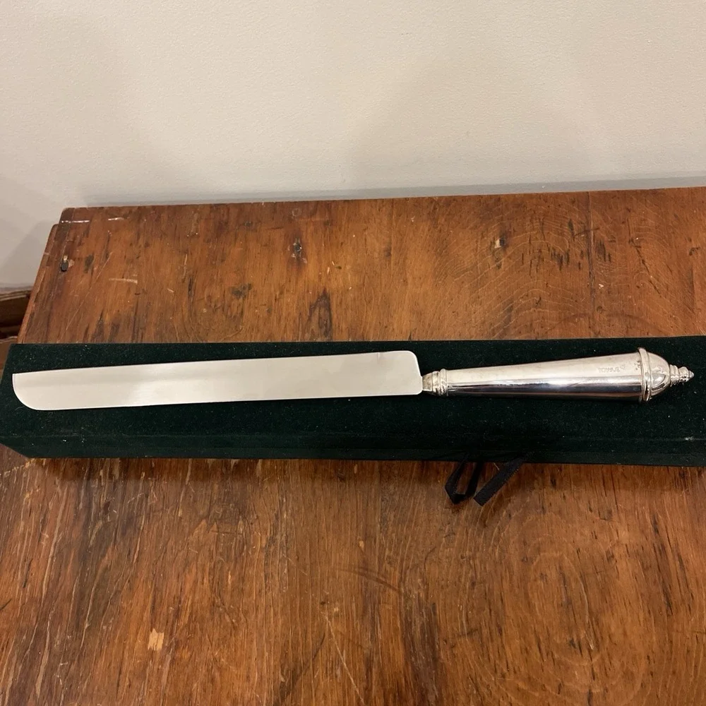 Towle Copenhagen Silver Plate Bridal Wedding Cake Knife Boxed